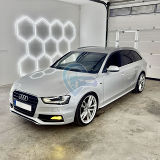 AUDI A4 B8.5 (8K FL): ✅Výměna základních budíků za budíky s barevným palubním počítačem a podporou českého jazyka. ✅Výměna...